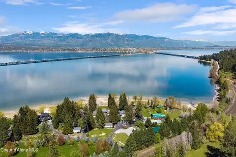 View/Area - 239 Pierce Ln, Sagle, ID 83860 photo 3 of 9