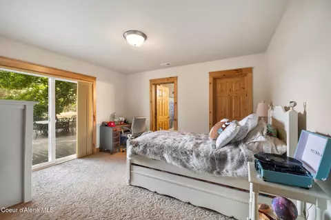 Bedroom - 4459 E Ogara Rd, Harrison, ID 83833 photo 4 of 6