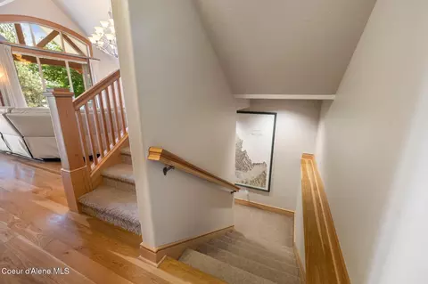 Entry Way - 4459 E Ogara Rd, Harrison, ID 83833 photo 3 of 3
