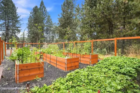 Exterior - 4459 E Ogara Rd, Harrison, ID 83833 photo 13 of 15