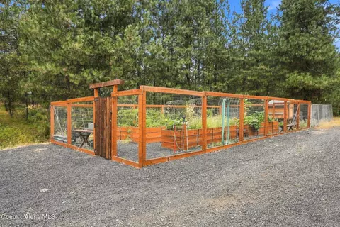 Exterior - 4459 E Ogara Rd, Harrison, ID 83833 photo 8 of 15