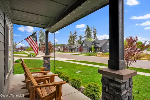 10633 N Crimson Dr, Hayden, ID 83835
