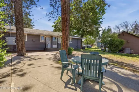 Exterior - 7307 E 6th Ave, Spokane Valley, WA 99212 photo 3 of 5