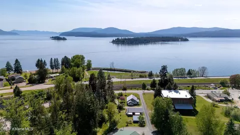 104 School Rd, Hope, ID 83836