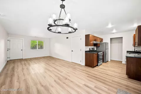 Living - 1717 Main St Ab St Ab, Sandpoint, ID 83864 photo 4 of 4