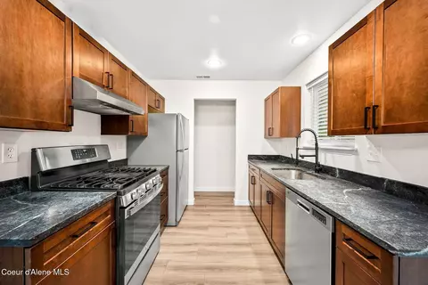 Kitchen - 1713 Main St Ab St Ab, Sandpoint, ID 83864 photo 1 of 3