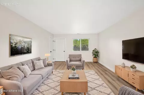 Living - 1715 Main St Ab St Ab, Sandpoint, ID 83864 photo 1 of 4