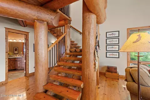 Entry Way - 360 E Ganos Ln, Harrison, ID 83833 photo 2 of 2