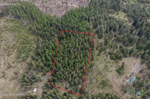 Nna Davis Creek, Santa, ID 83866