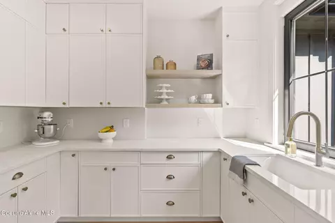 Kitchen - 3340 E St James Ave, Hayden, ID 83835 photo 11 of 11