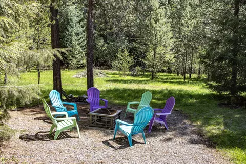 Exterior - 139 Mount Smith Ests, Cocolalla, ID 83813 photo 5 of 13