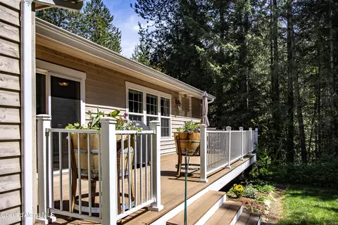 Exterior - 139 Mount Smith Ests, Cocolalla, ID 83813 photo 2 of 13