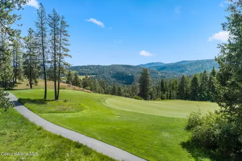 6528 S Old Barn Rd, Harrison, ID 83833