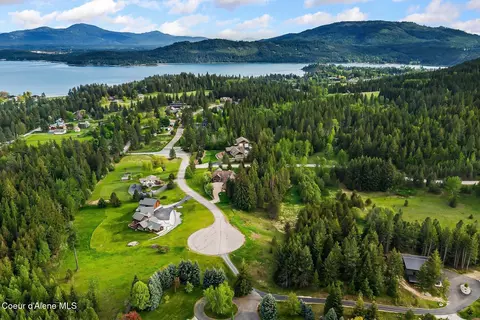View/Area - 110 Wright Ct, Sandpoint, ID 83864 photo 3 of 6