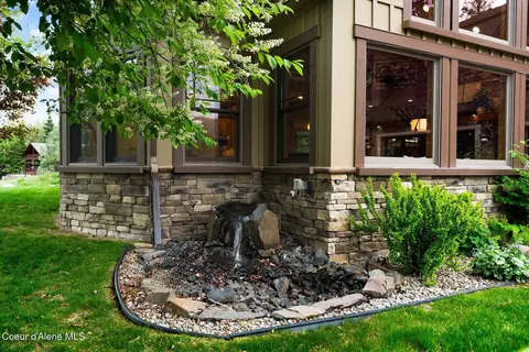 Exterior - 110 Wright Ct, Sandpoint, ID 83864 photo 6 of 19