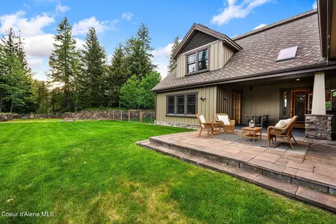 Exterior - 110 Wright Ct, Sandpoint, ID 83864 photo 7 of 19