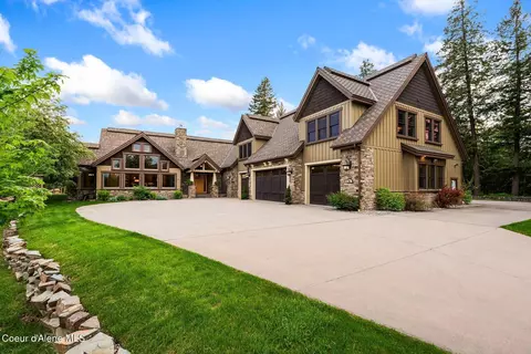 Exterior - 110 Wright Ct, Sandpoint, ID 83864 photo 4 of 19