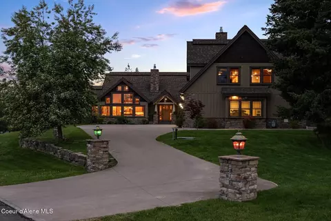 Exterior - 110 Wright Ct, Sandpoint, ID 83864 photo 2 of 19