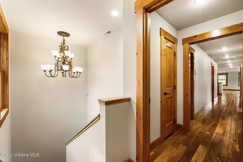 Entry Way - 110 Wright Ct, Sandpoint, ID 83864 photo 11 of 13