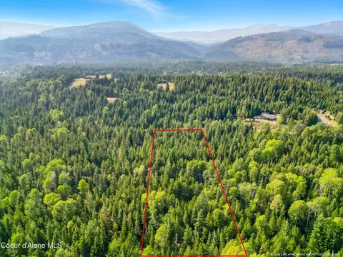 125 Ranch Rd, Naples, ID 83847 photo 10