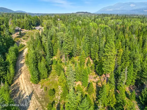 125 Ranch Rd, Naples, ID 83847 photo 14