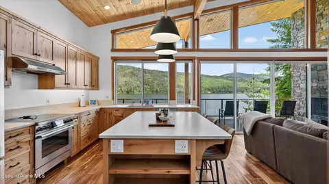Kitchen - 503 Pinto Point Rd, Coolin, ID 83821 photo 2 of 6