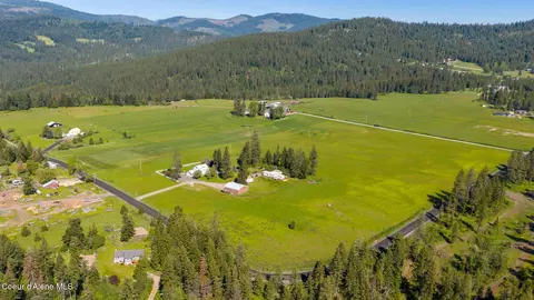 8541 W Carnie Rd, Coeur D'alene, ID 83814