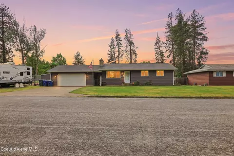 422 E 10th Ave, Post Falls, ID 83854