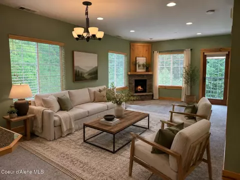 308 Ohio Ave UNIT 202, Kellogg, ID 83837