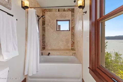 Bath - 865 E Pine Ridge Dr, Harrison, ID 83833 photo 5 of 6