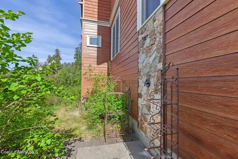 Exterior - 865 E Pine Ridge Dr, Harrison, ID 83833 photo 6 of 15