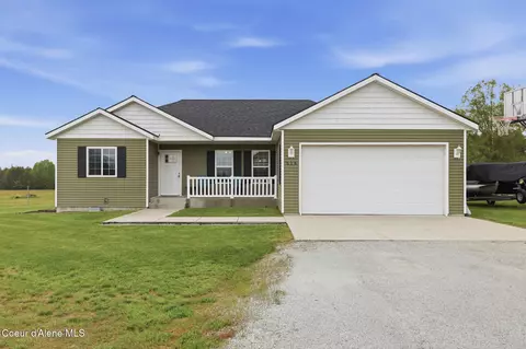 516 Solar Rd, Oldtown, ID 83822