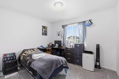 Bedroom - 516 Solar Rd, Oldtown, ID 83822 photo 3 of 4