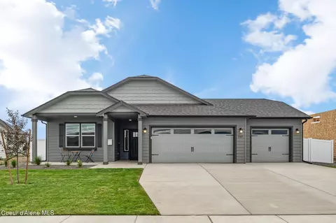 11485 N Simmons Ln, Rathdrum, ID 83858
