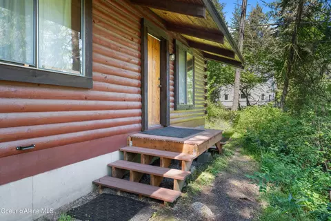 906 S Canal St, Coeur D'alene, ID 83814
