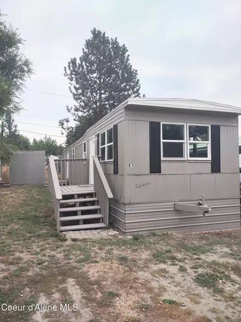 6677 Kaniksu St #SPC E5, Bonners Ferry, ID 83805