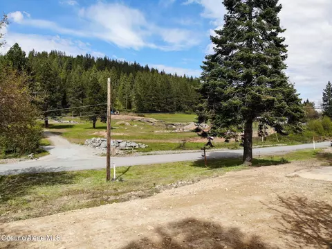 41476 Riverview Dr, Kingston, ID 83839 photo 4