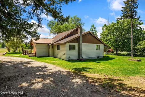 Exterior - 288 Lignite Rd, Sagle, ID 83860 photo 4 of 12