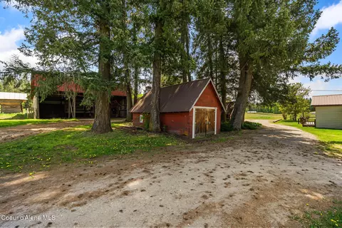 Exterior - 288 Lignite Rd, Sagle, ID 83860 photo 11 of 12