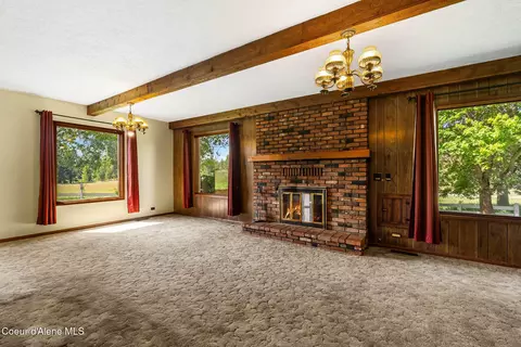 Living - 288 Lignite Rd, Sagle, ID 83860 photo 1 of 3