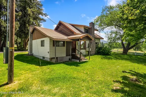 Exterior - 288 Lignite Rd, Sagle, ID 83860 photo 3 of 12