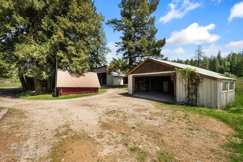 Exterior - 288 Lignite Rd, Sagle, ID 83860 photo 7 of 12