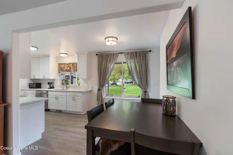Dining - 1320 Mathison Dr, Sandpoint, ID 83864 photo 1 of 2