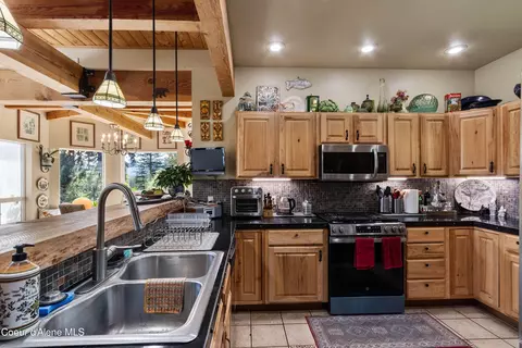 Kitchen - 181 Spring View Ln, Sagle, ID 83860 photo 1 of 4