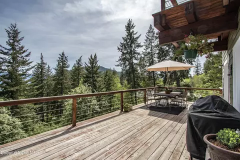 Exterior - 181 Spring View Ln, Sagle, ID 83860 photo 4 of 16