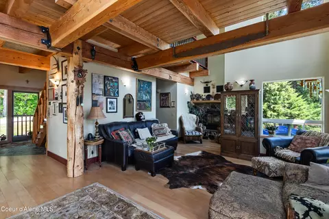 Living - 181 Spring View Ln, Sagle, ID 83860 photo 2 of 4