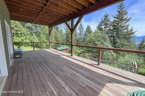 Exterior - 181 Spring View Ln, Sagle, ID 83860 photo 3 of 16