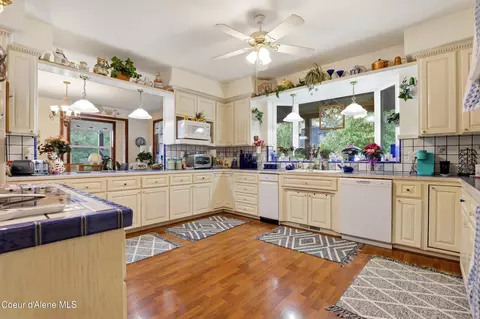 Kitchen - 80 Rodeo Rd, Athol, ID 83801 photo 2 of 4