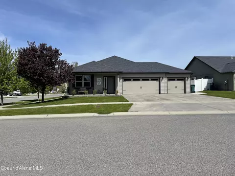 6319 W Harmony St, Rathdrum, ID 83858