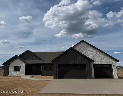 1971 E Yellow Pine Ave, Athol, ID 83801